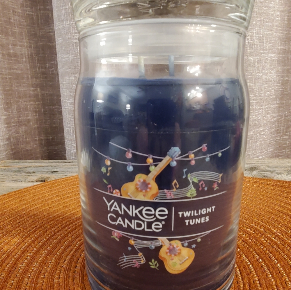 Yankee Candle Twilight Tunes 2-Wick Candle